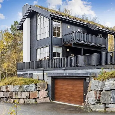 Centrally Located Holiday At Strandafjellet *
